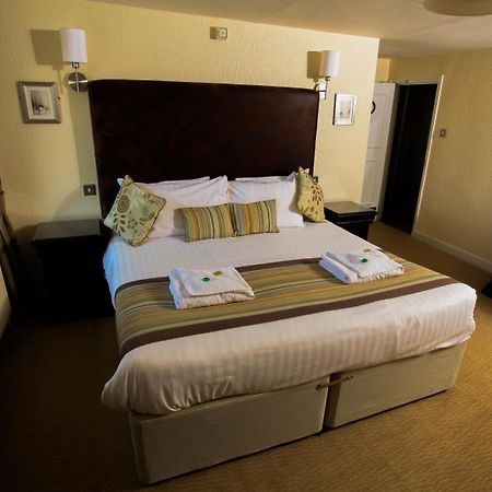 The George Hotel West Bay Room photo